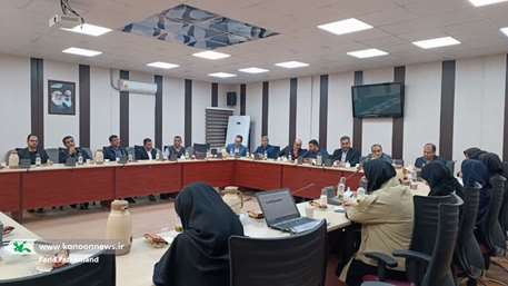  نشست صمیمی مدیرکل منابع انسانی و پشتیبانی و مشاور مدیرعامل و قائم مقام کانون با همکاران سیستان و بلوچستان