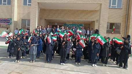  گشایش مدرسه ۱۴ کلاسه شهیدان آبیز در زاهدان با حضور مدیرعامل کانون